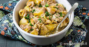 Conchiglioni ripieni di zucca e tofu con salsa alle noci - Vegolosi.it