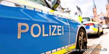 Wittenberge: Mann im Mercedes fährt gegen Hauswand und flüchtet - Polizei schnappt Unfallfahrer - Märkische Allgemeine Zeitung