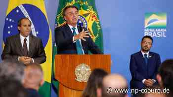 Brasiliens Präsident - Montierter Titel zeigt Bolsonaro mit Friedensnobelpreis - Neue Presse Coburg