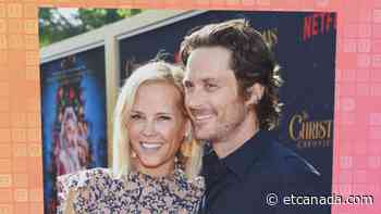 Oliver Hudson Says Goldie Hawn Is 'Sad' He's Moving Out - ETCanada.com