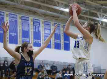 Grace Oliver sizzles for Norwell girls’ basketball in South Shore League victory over East Bridgewater - The Boston Globe