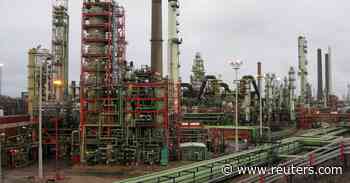 Neste to start Singapore sustainable aviation fuel plant by Q1 2023 - executive - Reuters