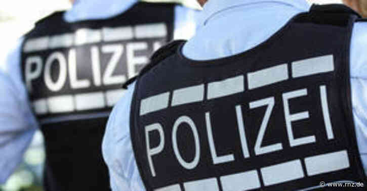 A6 bei Mannheim:  Autofahrerin bemerkt Abbremsen zu spät