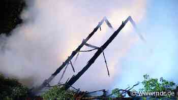 Rund 140.000 Euro Schaden: Fachwerkhaus ausgebrannt in Celle - NDR.de