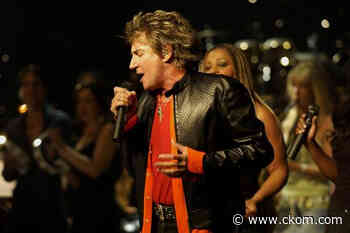 Rocker Rod Stewart coming to Saskatoon in September - CKOM News Talk Sports