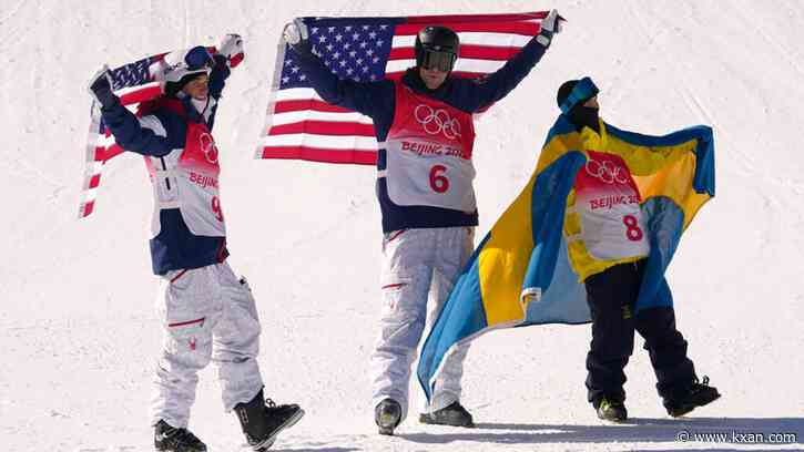 Valieva listed 2 legal substances; US skiers sweep slopestyle