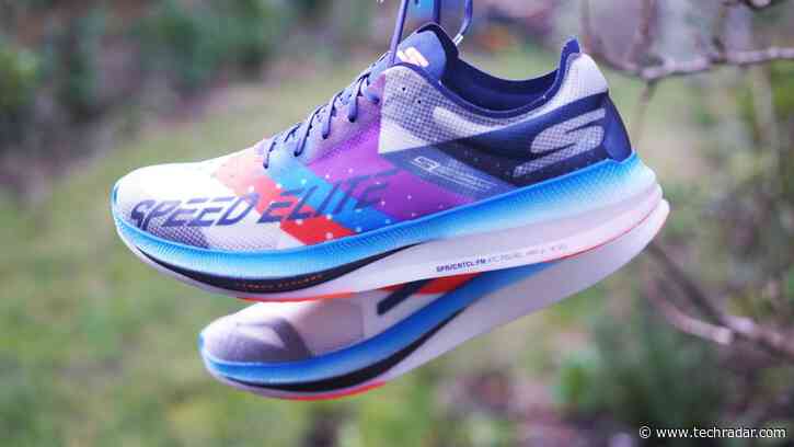 Skechers GoRun Speed Elite Hyper