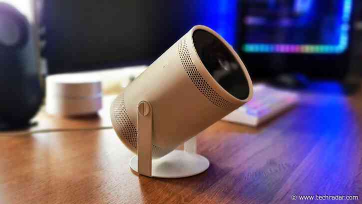 Samsung The Freestyle projector (2022)