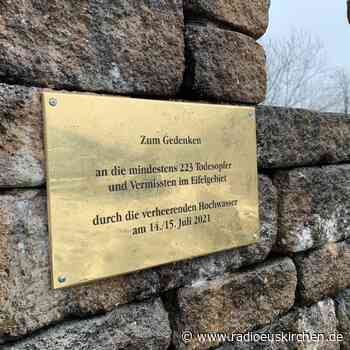 Gedenktafel für die Opfer der Flutkatastrophe - radioeuskirchen.de