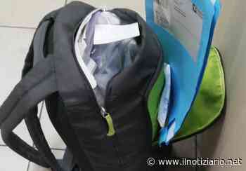 Raffica di zaini rubati a Saronno, Origgio e Caronno: dentro anche libri di scuola - Il Notiziario - Il Notiziario