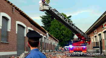 Crollo tetto Albizzate, indagato a.d. società proprietaria edificio - TGCOM