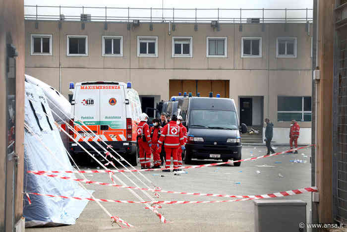 Carceri: 4 agenti indagati per tortura e lesioni a Modena - Agenzia ANSA