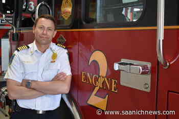 Fire department purchase of used ladder truck to save Sidney more than $1 million – Saanich News - Saanich News