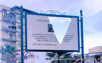 Crotone, vandalizzata la targa dedicata alle vittime delle Foibe - Corriere della Calabria