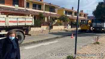 Crotone, avviati i lavori per la rete del metano nel quartiere Farina - Gazzetta del Sud - Edizione Catanzaro, Crotone, Vibo