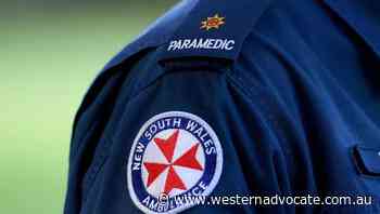 NSW paramedics take industrial action - Western Advocate
