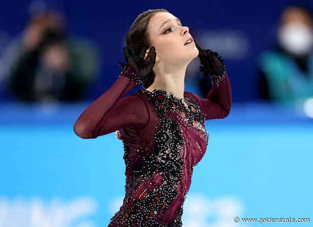 Shcherbakova takes Olympic gold; Valieva falters