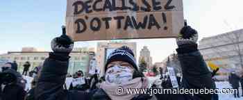 «Convoi de la liberté»: les citoyens du centre-ville d’Ottawa poursuivent les manifestants