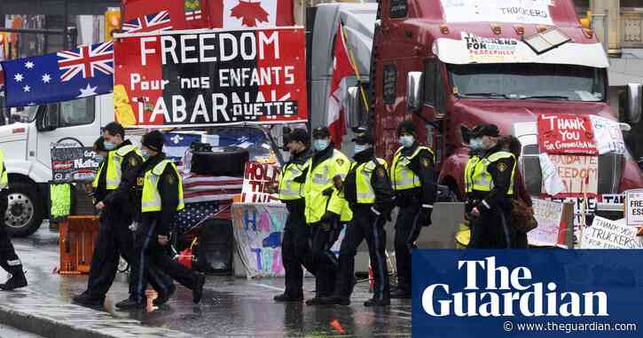 Crackdown on Ottawa truckers protest appears imminent as police gather