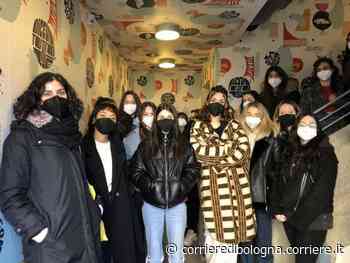 L’opera diffusa «Parole, parole, parole» contro la violenza sulle donne - Corriere della Sera