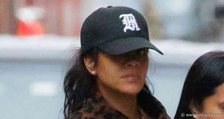 Rihanna Flashes Her Bare Baby Bump While Stepping Out in NYC!