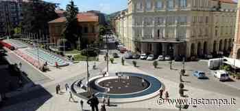 Ecco come sarà la fontana di piazza Italia di Acqui Terme: torneranno l'acqua, i marmi e le panchine - La Stampa