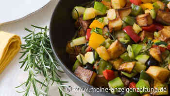 Gesundes Blitzrezept für Genießer: bunte Gemüsepfanne mit Schafskäse