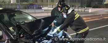 Schianto all'alba in via Varesina Auto contro autobus: un ferito - La Provincia di Como