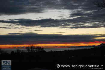 “Una Foto al Giorno”: di Pier Vanni Allegranza “Alba da strada del Camposanto Vecchio” - Senigallia Notizie