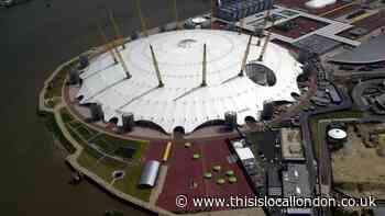 Watch Storm Eunice 'Shred' roof of O2 Arena in London