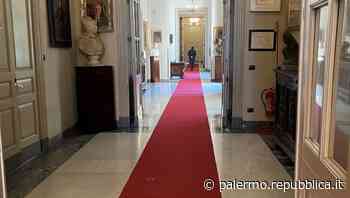 Catania, città sospesa come il suo sindaco. Ora lo "spettro" elezioni - La Repubblica