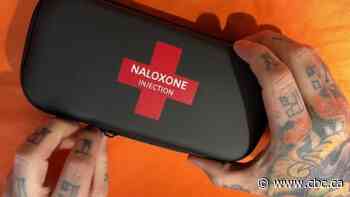 This community health group says every Albertan should have a naloxone kit