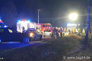 Schwerer Unfall bei Passau: 94-Jähriger blinkt auf gerader Straße links und fährt in Gegenverkehr - TAG24