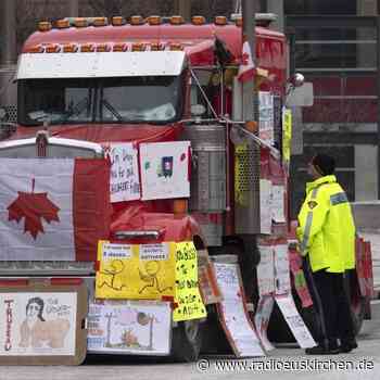 Trucker-Proteste in Kanada: Polizei nimmt zwei Anführer fest - radioeuskirchen.de