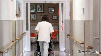 Impfpflicht für Pflegekräfte: Wie Querdenker-Personal in Kliniken überzeugt werden soll - Frankfurter Rundschau