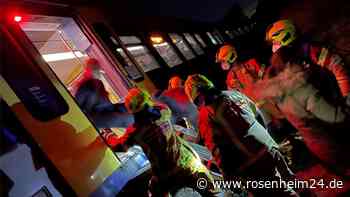 Meridian kollidiert mit Baum: Sturmtief „Ylenia“ wirbelt Bahnverkehr in Rosenheim durcheinander