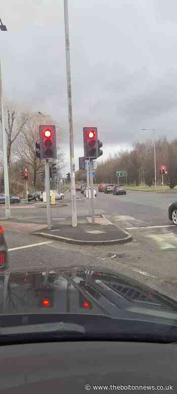Tree uprooted by Storm Eunice on Mansell Way and blocks way to Beehive Roundabout, Bolton