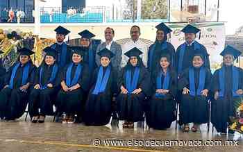 Se gradúa primera generación de Educatón - El Sol de Cuernavaca