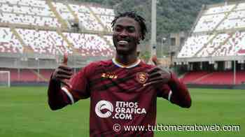 Cremonese-Parma 3-1, le pagelle: super Baez, Gondo vola. Male Osorio - TUTTO mercato WEB