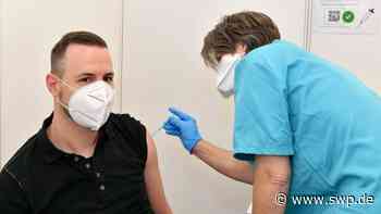 Corona Ehingen: Warten auf Omikron-Impfstoff oder zweiter Booster? Das sagen Hausärzte aus dem Raum Ehingen - SWP