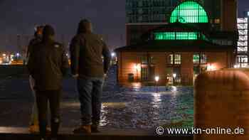 Hunderte Rettungseinsätze – Bahnverkehr weiterhin eingeschränkt