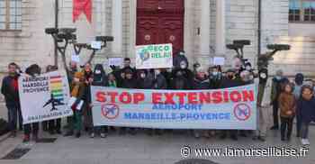 Marignane : une journée d'action contre l'extension de l'aéroport - Journal La Marseillaise