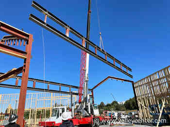 The last steel beam @ VC Community Church - Valley Roadrunner