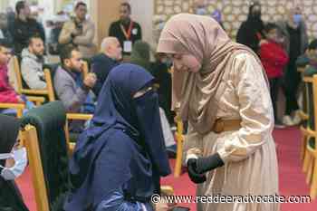 Amid debate, women lift their voices with Muslim sacred text - Red Deer Advocate