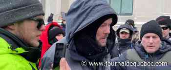 Du gaz irritant pour disperser les manifestants à Ottawa