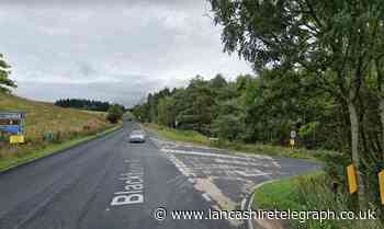 A666 Bolton Road closed due to crash - Lancashire Telegraph