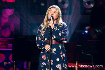 Kelly Clarkson files petition to change name to 'Kelly Brianne' amid divorce battle