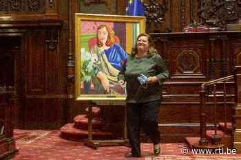 Le Sénat dévoile le portrait de son ex-présidente, Sabine de Bethune - RTL info