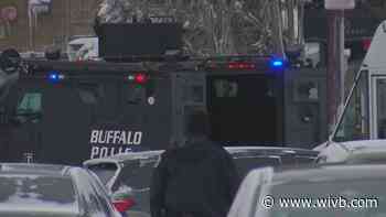 SWAT team responds to Pine Harbor Apartments