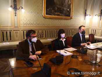 Torino aumenta l'Irpef, ma anche i fondi per tagliare erba, sistemare le buche e per il sociale - TorinOggi.it